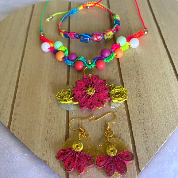 Quilling Love Pink Flower Set - Picture 1 of 9